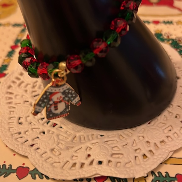 ** 3/$21 **  Handmade Ugly Sweater Beaded Stretchy Bracelet - Picture 3 of 3